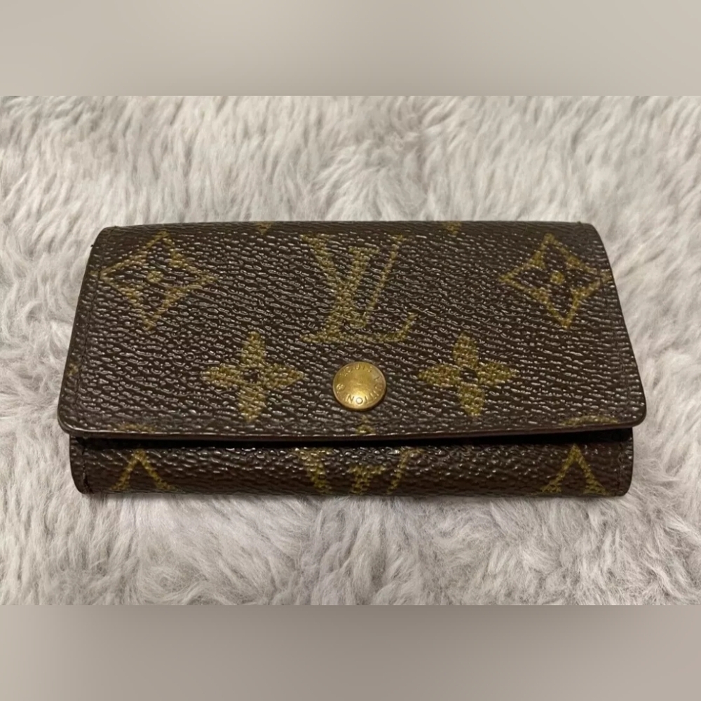 Authentic Louis Vuitton vintage monogram leather 4 key holder wallet - Picture 1 of 9